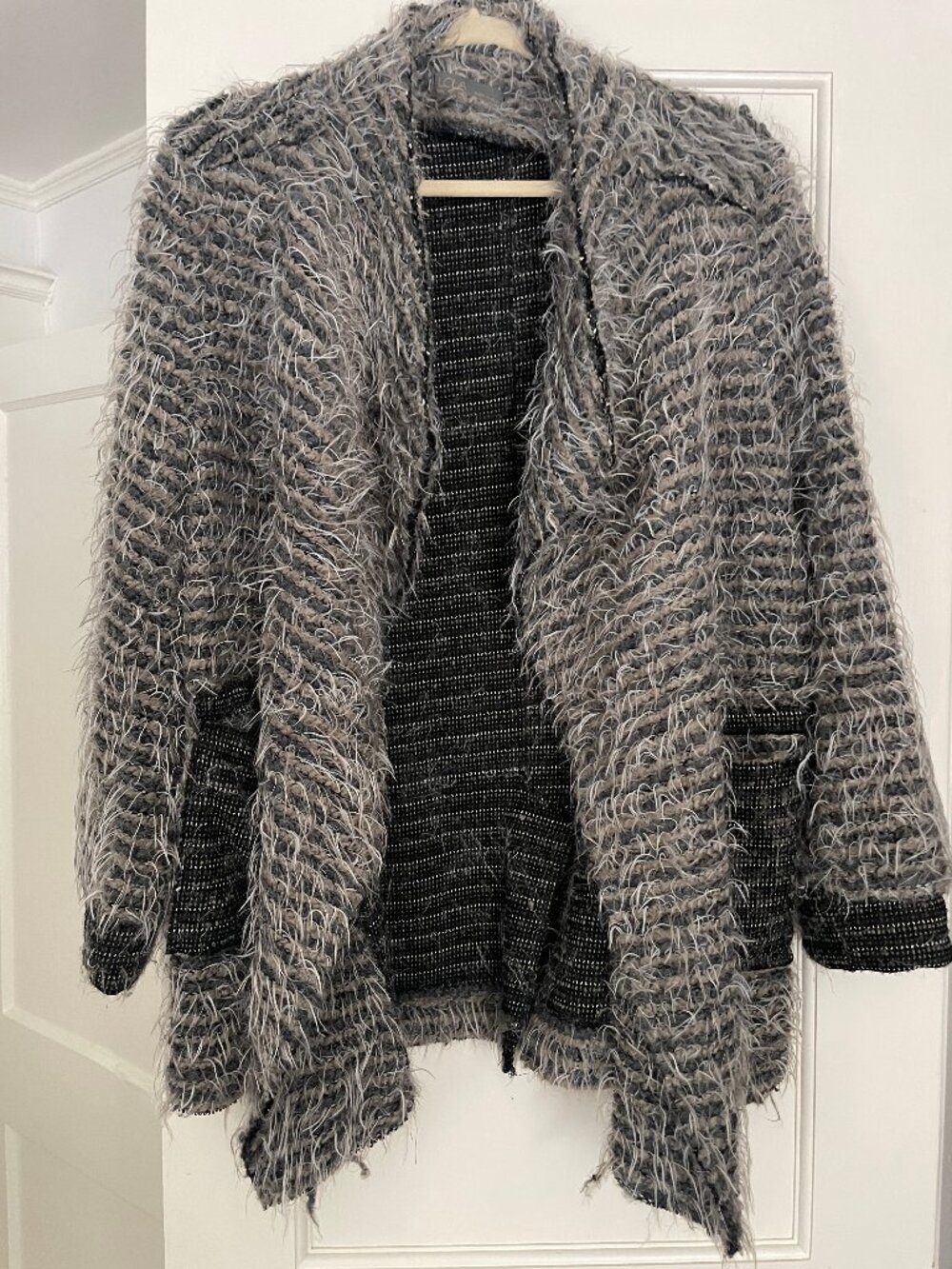 LOLA Made in Italy 80% Wool Shaggy Textured Cardigan Jacket L Lagenlook